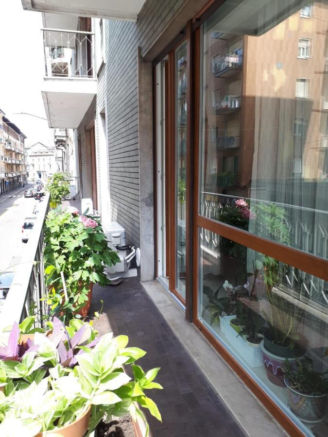 Casa Radiosa Varese Rooms Bagian luar foto
