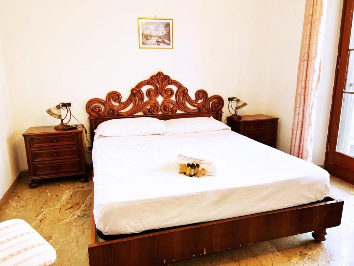 Casa Radiosa Varese Rooms Bagian luar foto