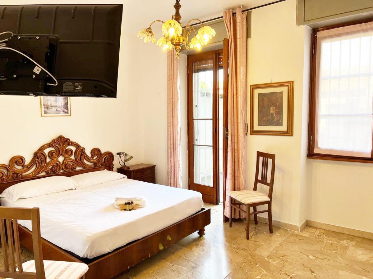 Casa Radiosa Varese Rooms Bagian luar foto