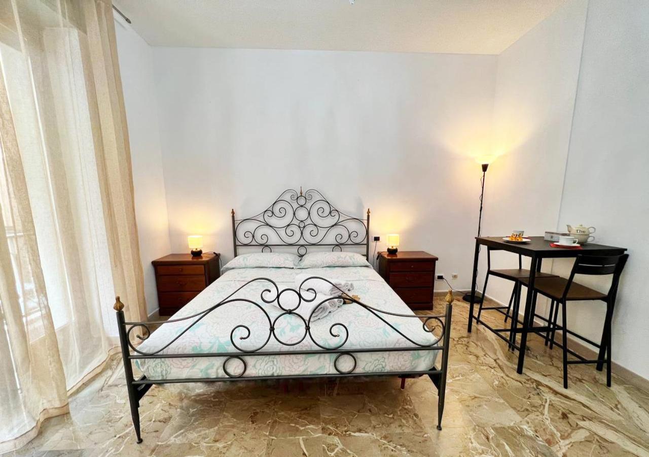 Casa Radiosa Varese Rooms Bagian luar foto