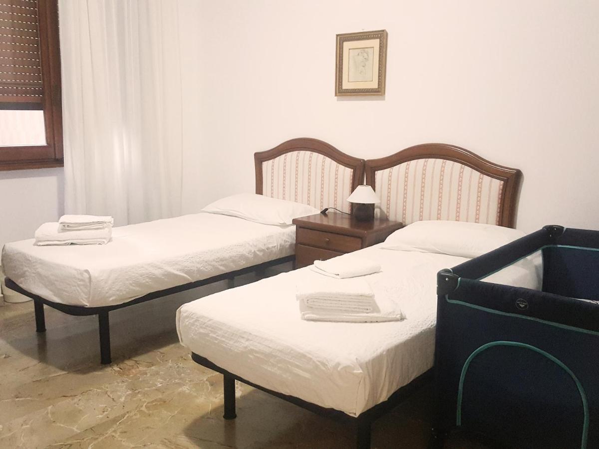 Casa Radiosa Varese Rooms Bagian luar foto