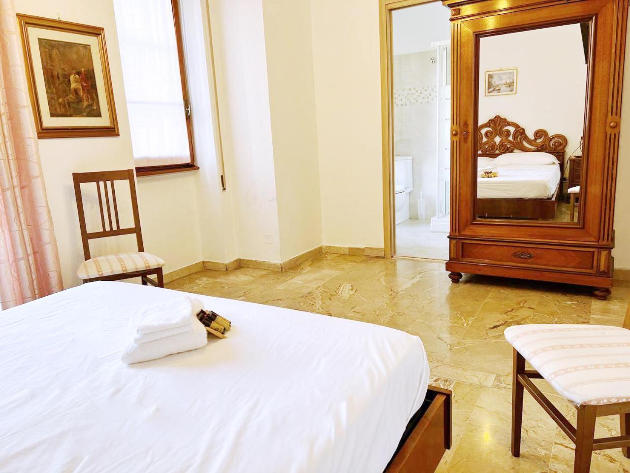 Casa Radiosa Varese Rooms Bagian luar foto