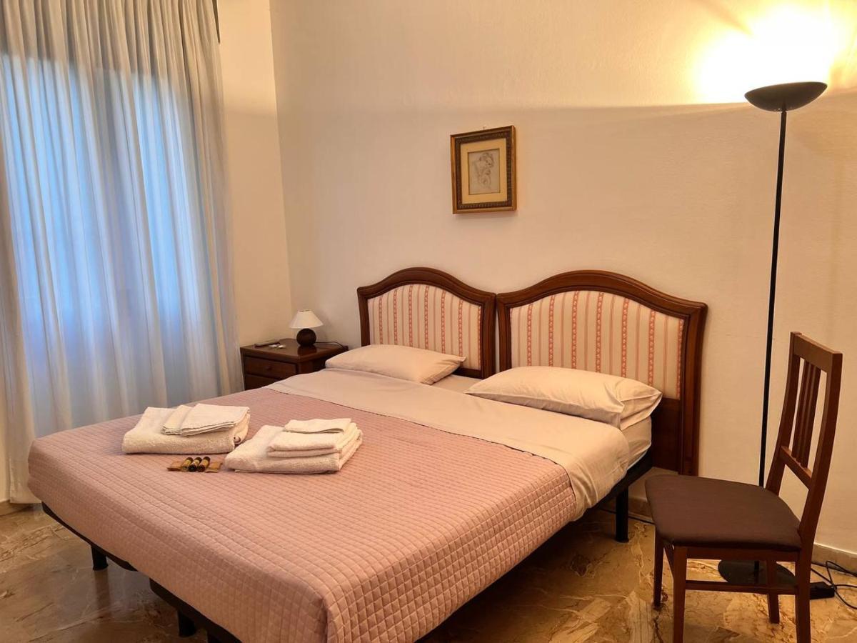 Casa Radiosa Varese Rooms Bagian luar foto